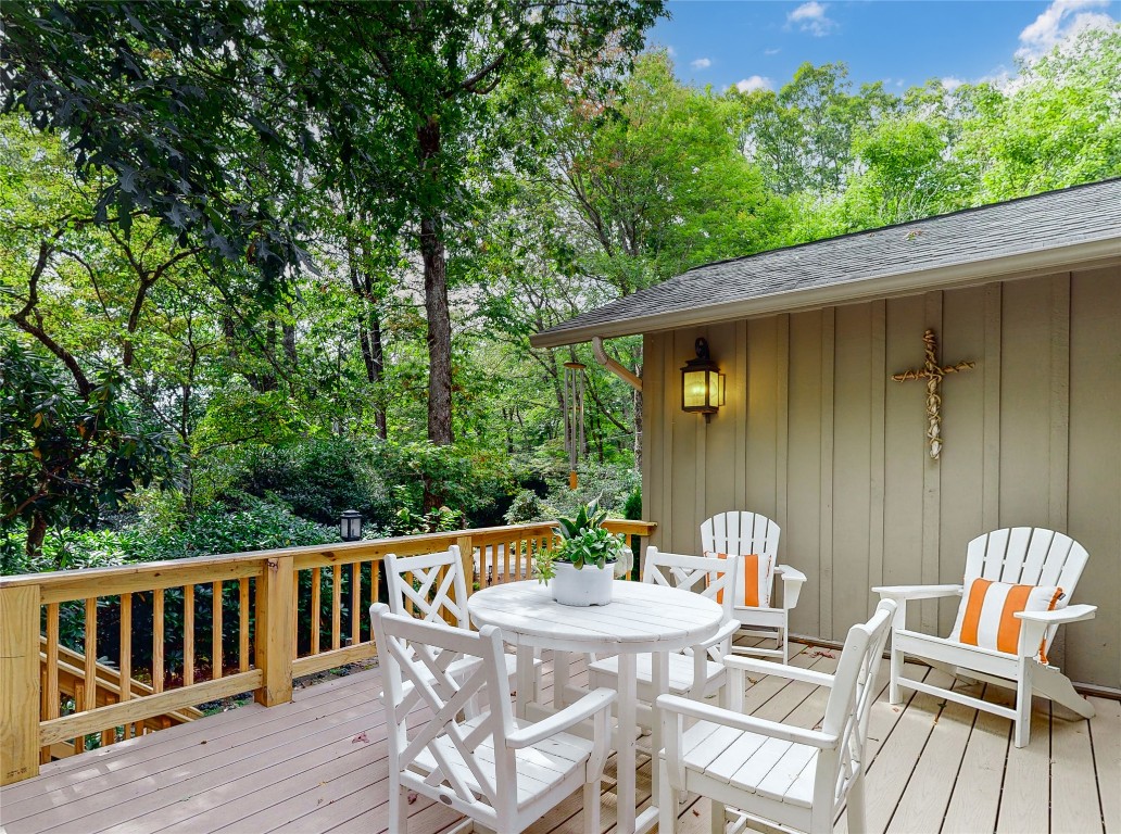 Highlands, North Carolina 28741, United States, 3 Bedrooms Bedrooms, ,3 BathroomsBathrooms,Residential,Active,164403