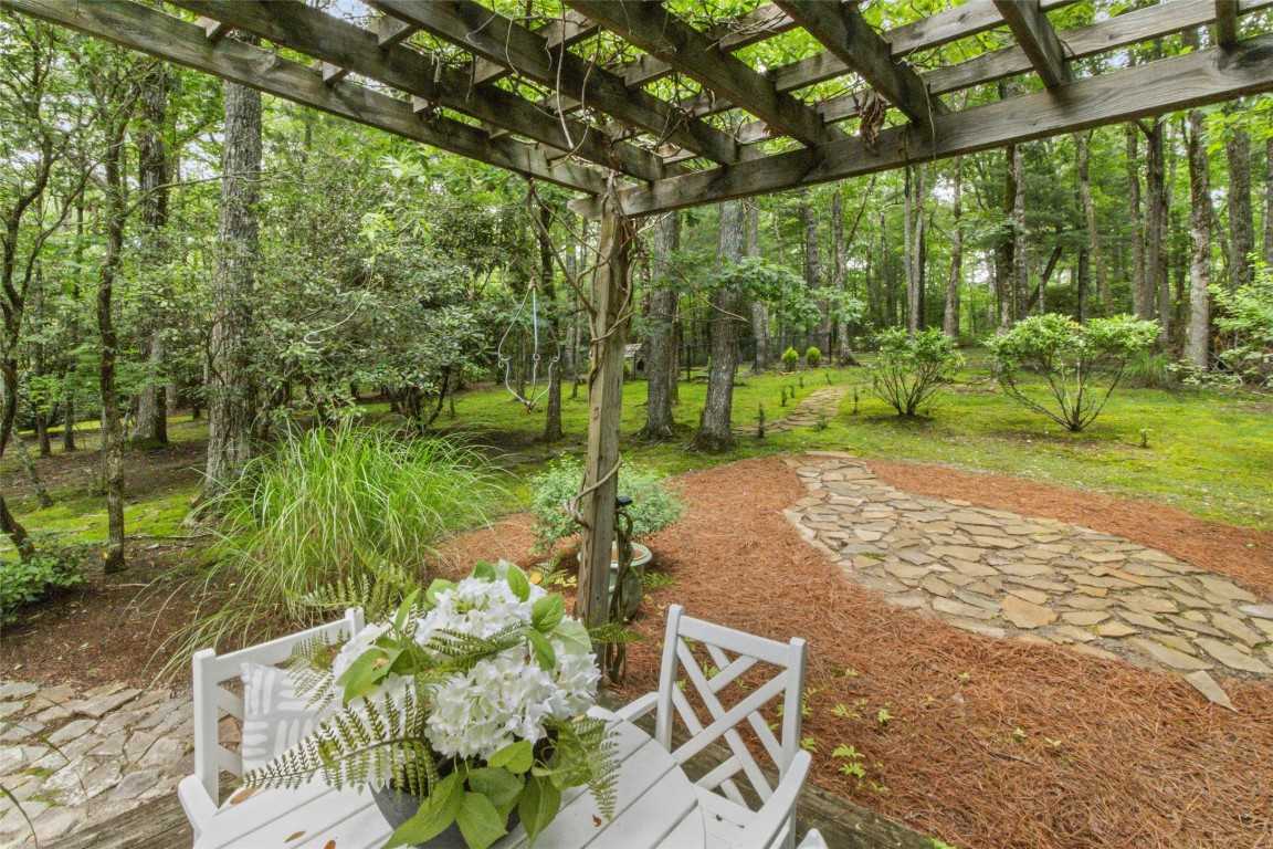 Highlands, North Carolina 28741, United States, 3 Bedrooms Bedrooms, ,3 BathroomsBathrooms,Residential,Active,164403