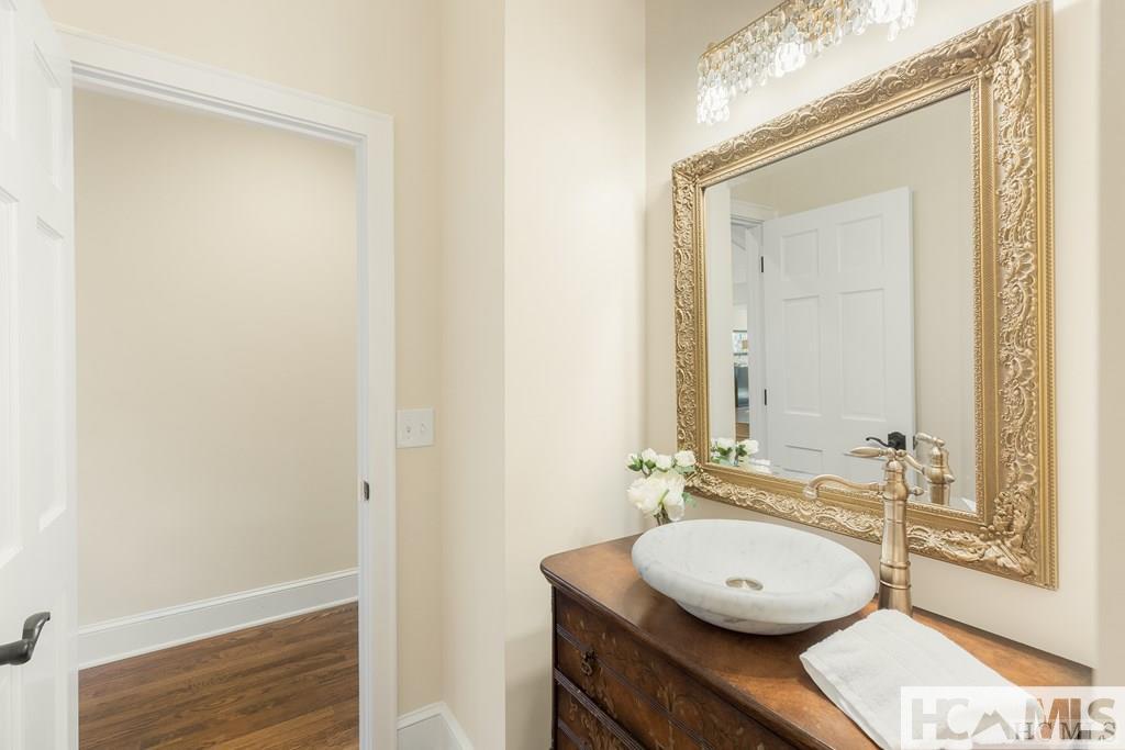 Highlands, North Carolina 28741, United States, 4 Bedrooms Bedrooms, ,5 BathroomsBathrooms,Residential,Active,160441