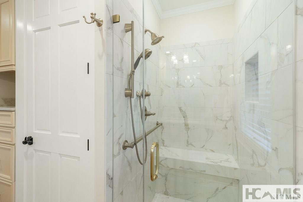 Highlands, North Carolina 28741, United States, 4 Bedrooms Bedrooms, ,5 BathroomsBathrooms,Residential,Active,160441