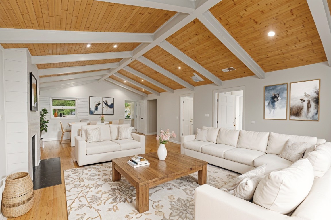 Lake Toxaway, North Carolina 28747, United States, 4 Bedrooms Bedrooms, ,4 BathroomsBathrooms,Residential,Active,146415