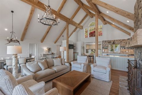 66 Summit Trail Highlands NC 28741