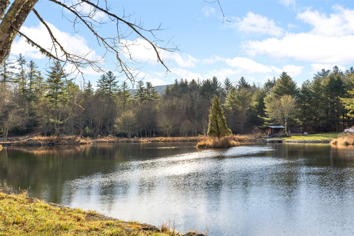 Cullowhee, North Carolina 28723, United States, 1 Bedroom Bedrooms, ,1 BathroomBathrooms,Residential,Active,250351