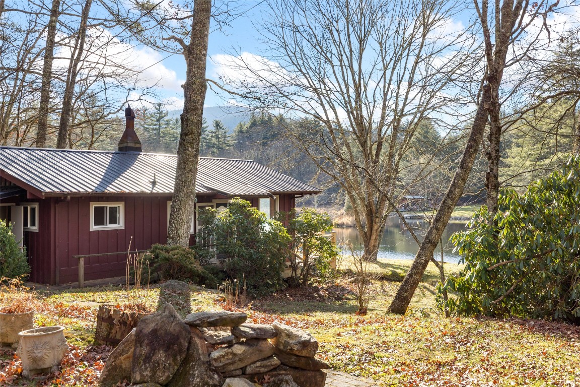 Cullowhee, North Carolina 28723, United States, 1 Bedroom Bedrooms, ,1 BathroomBathrooms,Residential,Active,250351