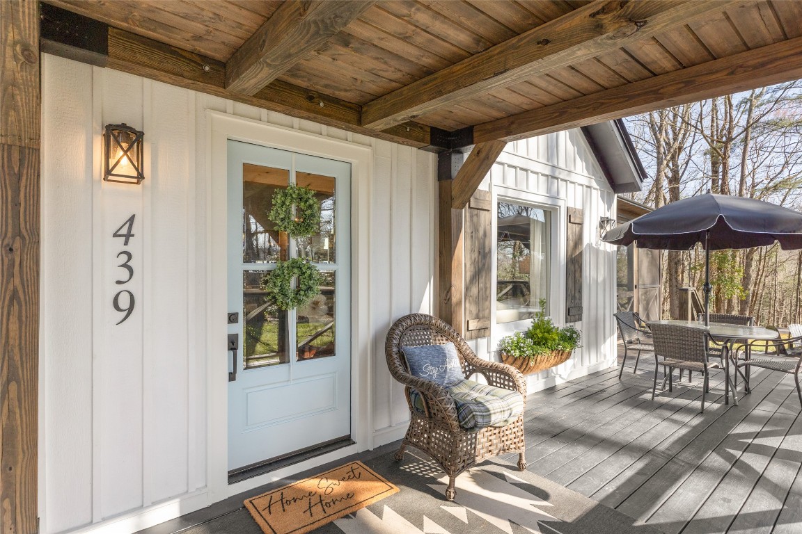 Highlands, North Carolina 28741, United States, 2 Bedrooms Bedrooms, ,2 BathroomsBathrooms,Residential,Active,107568