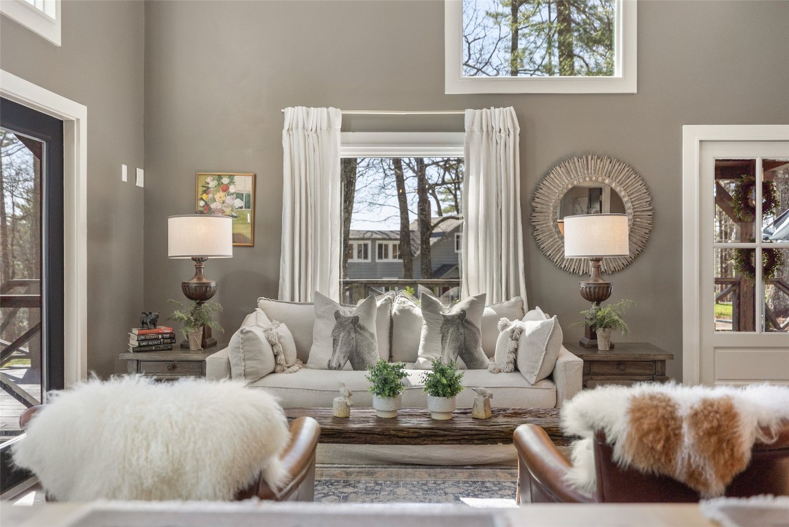 Highlands, North Carolina 28741, United States, 2 Bedrooms Bedrooms, ,2 BathroomsBathrooms,Residential,Active,107568