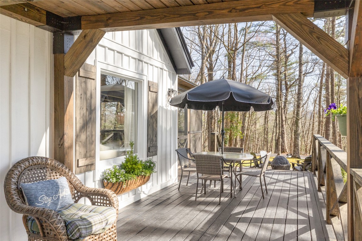 Highlands, North Carolina 28741, United States, 2 Bedrooms Bedrooms, ,2 BathroomsBathrooms,Residential,Active,107568