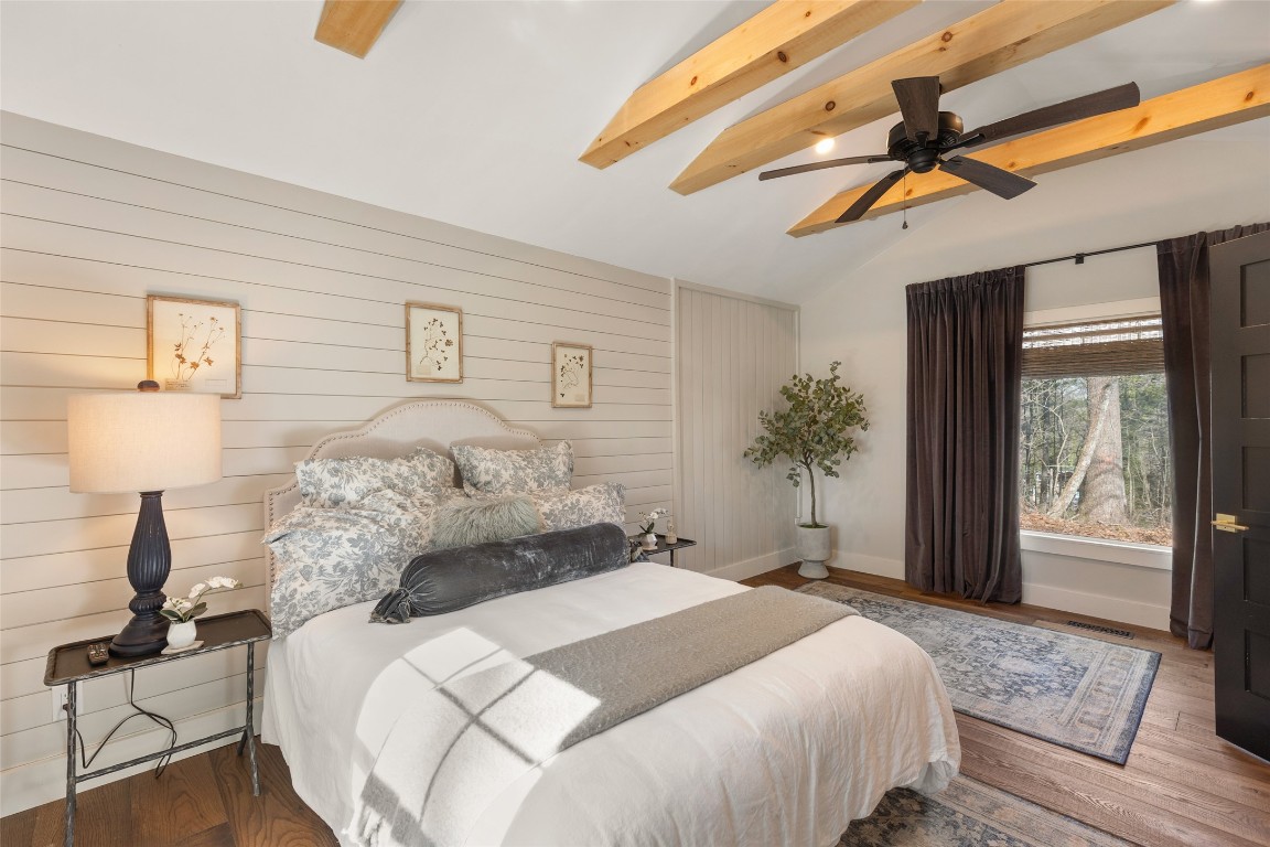 Highlands, North Carolina 28741, United States, 2 Bedrooms Bedrooms, ,2 BathroomsBathrooms,Residential,Active,107568