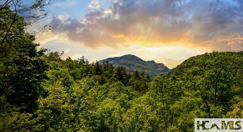 Cashiers, North Carolina 28717, United States, 4 Bedrooms Bedrooms, ,5 BathroomsBathrooms,Residential,Active,162645