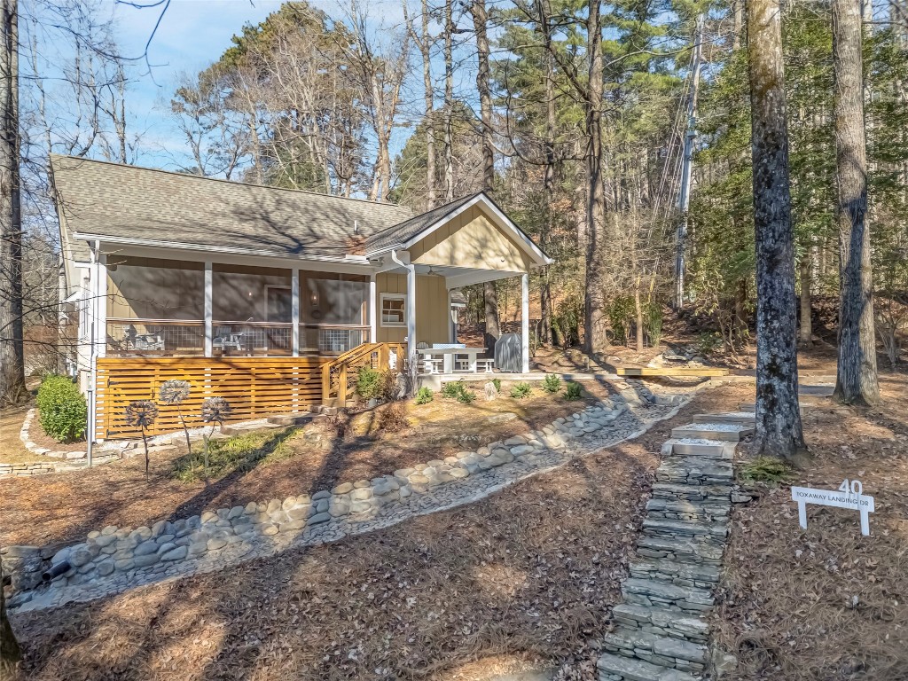 40 Toxaway Landing Drive