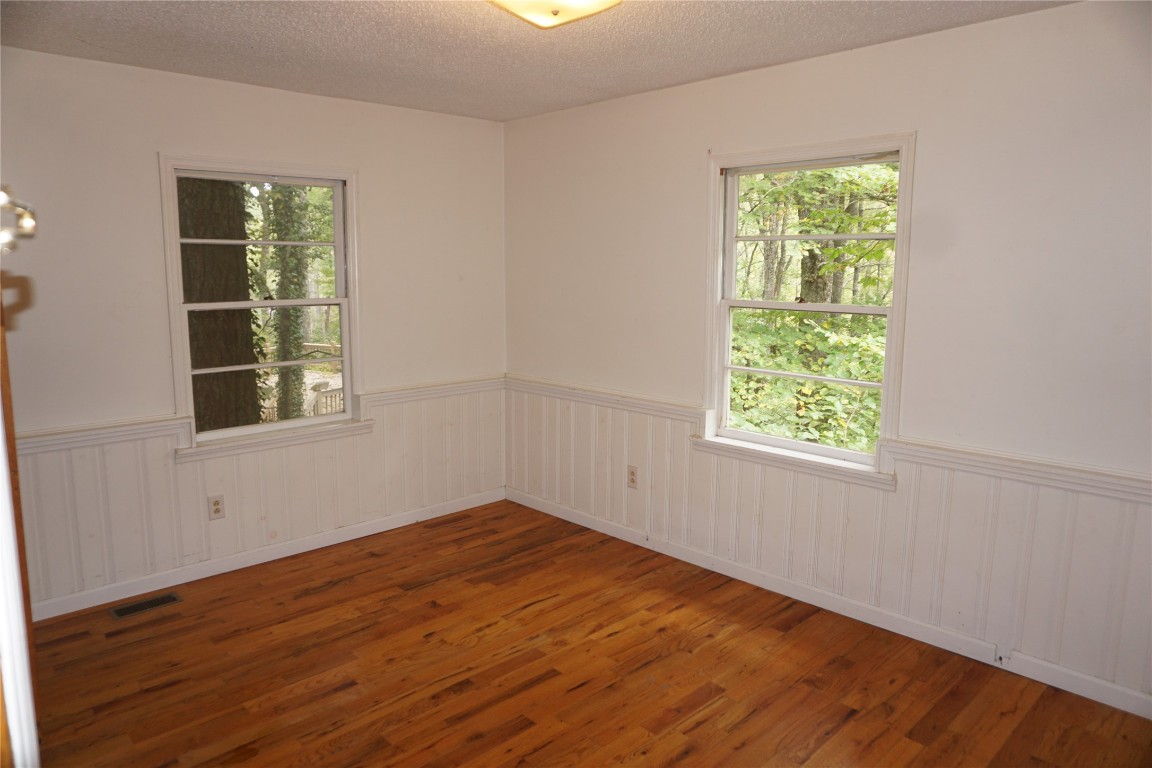 186 Harris Drive