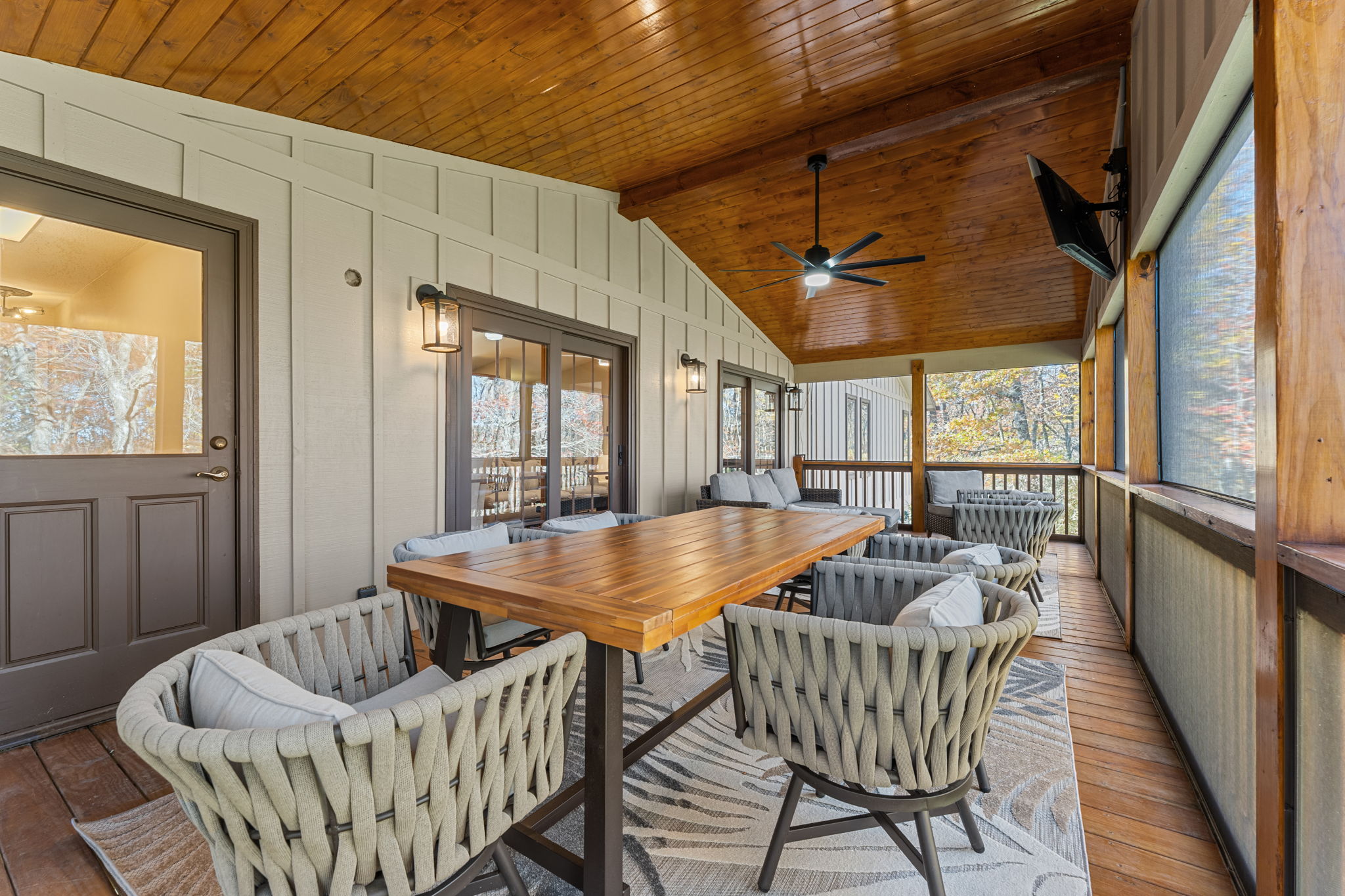 151 Rein Deer Trail