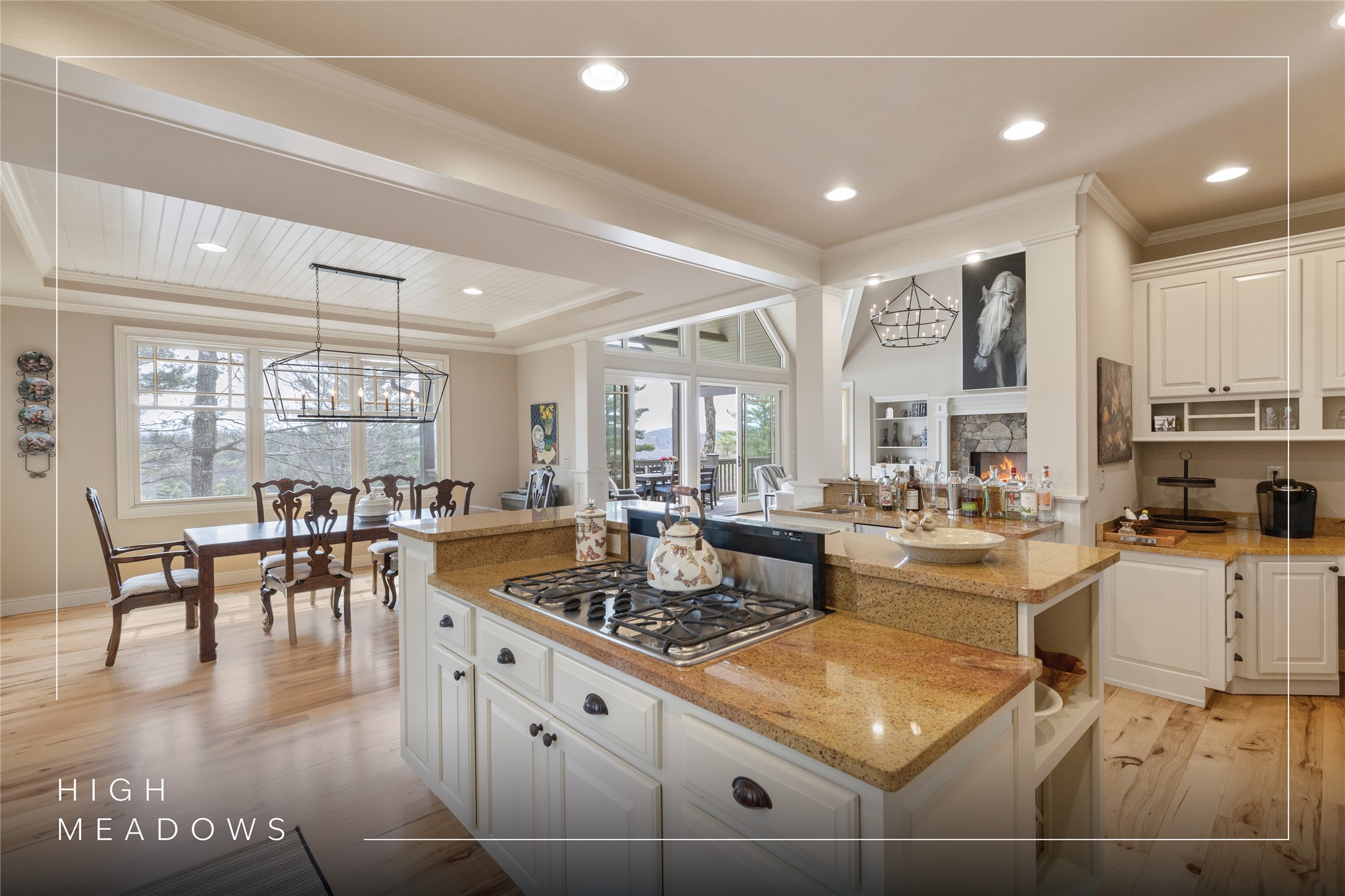 401 Meadowcrest Drive