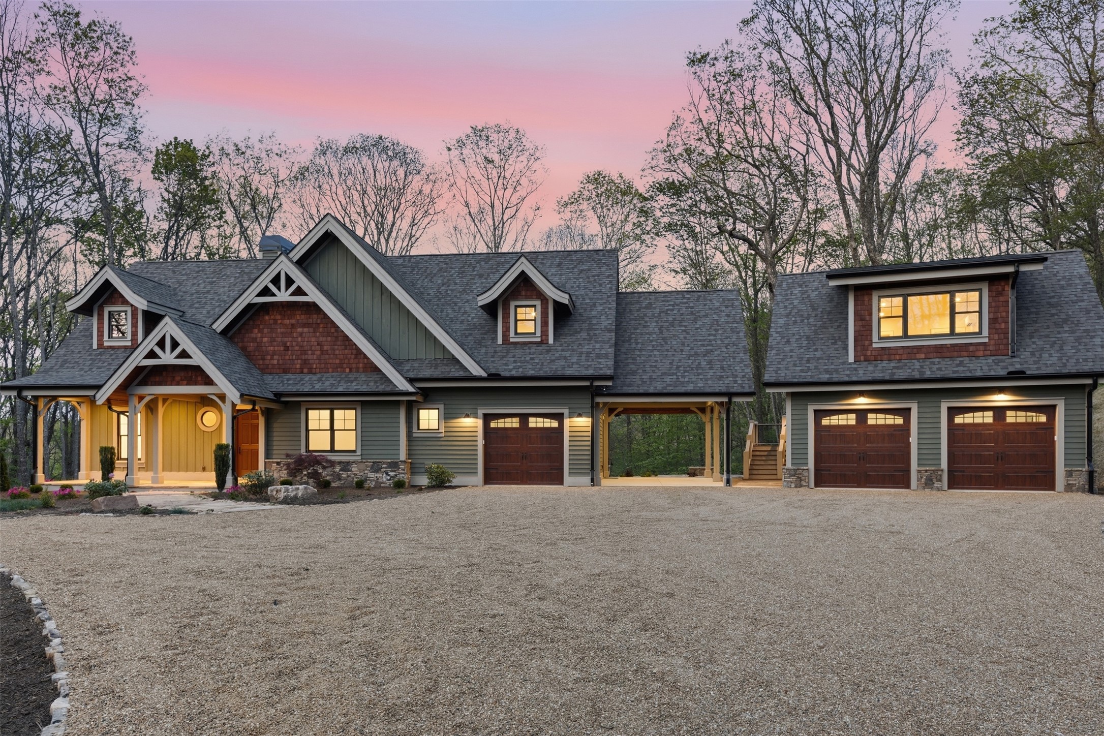 826 New Settlers Way