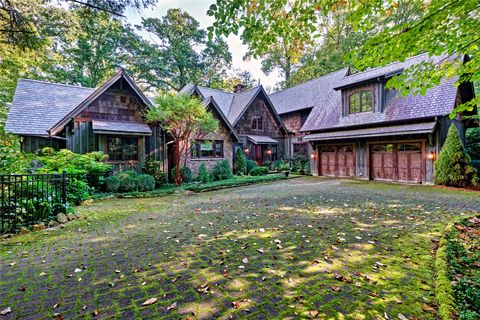 352 Moorewood Road Highlands NC 28741