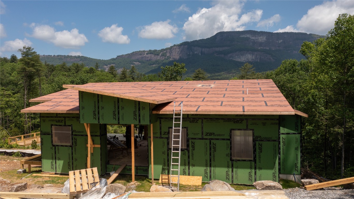 Highlands, North Carolina 28741, United States, 2 Bedrooms Bedrooms, ,2 BathroomsBathrooms,Residential,Active,150454