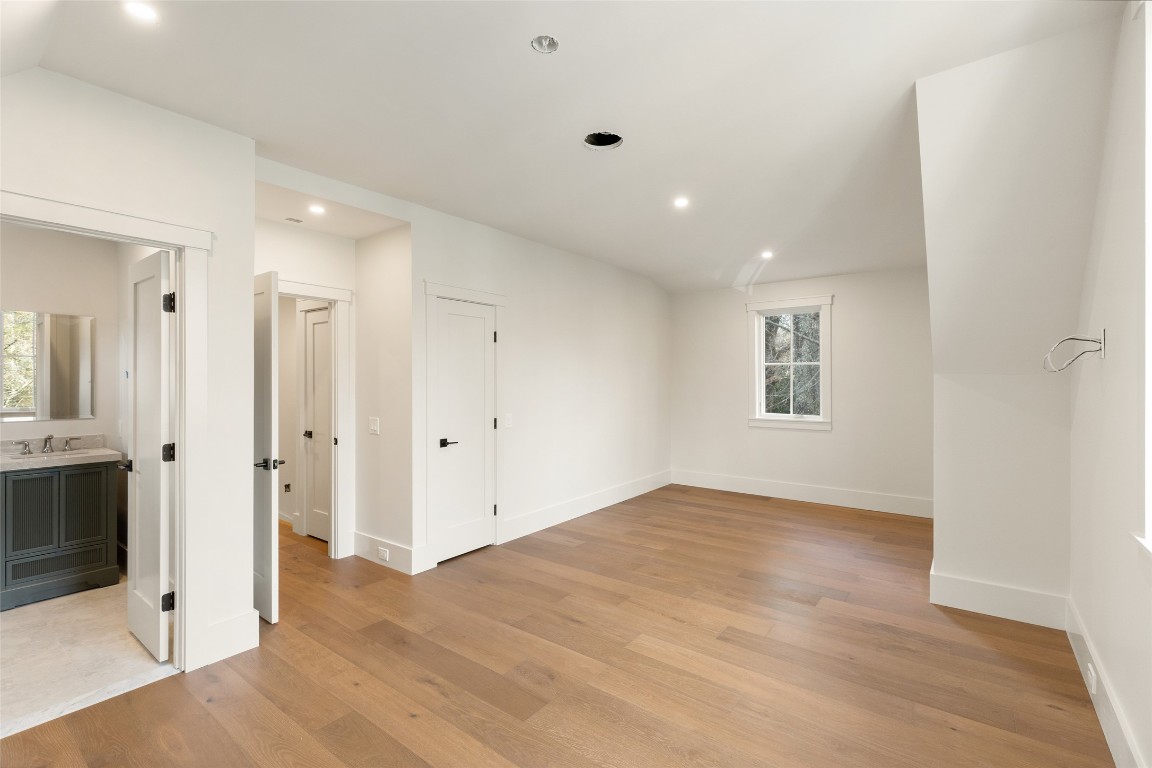 Highlands, North Carolina 28741, United States, 4 Bedrooms Bedrooms, ,5 BathroomsBathrooms,Residential,Active,254457