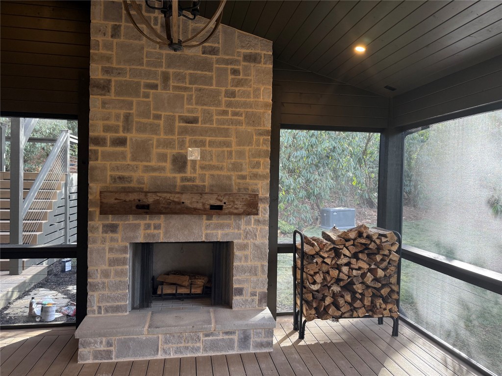 Highlands, North Carolina 28741, United States, 4 Bedrooms Bedrooms, ,5 BathroomsBathrooms,Residential,Active,254457