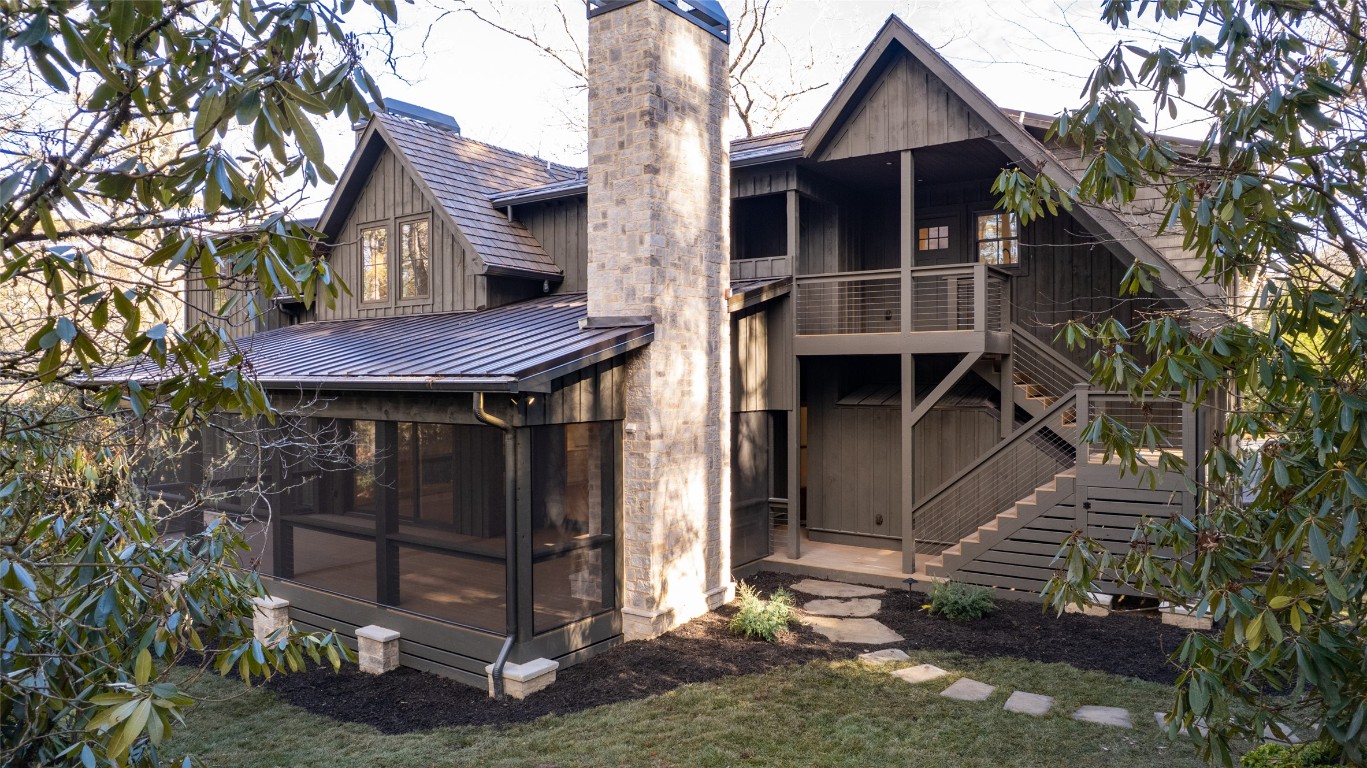 Highlands, North Carolina 28741, United States, 4 Bedrooms Bedrooms, ,5 BathroomsBathrooms,Residential,Active,254457