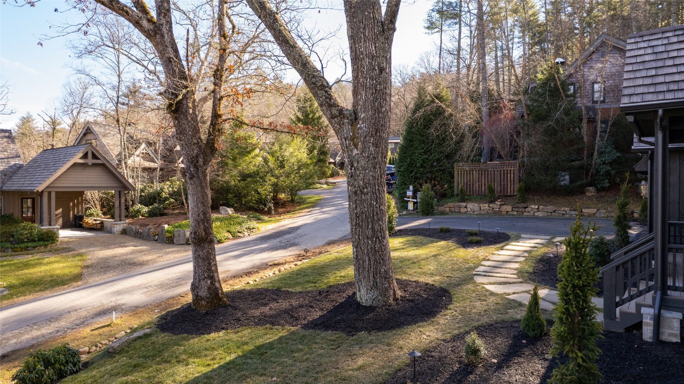 Highlands, North Carolina 28741, United States, 4 Bedrooms Bedrooms, ,5 BathroomsBathrooms,Residential,Active,254457