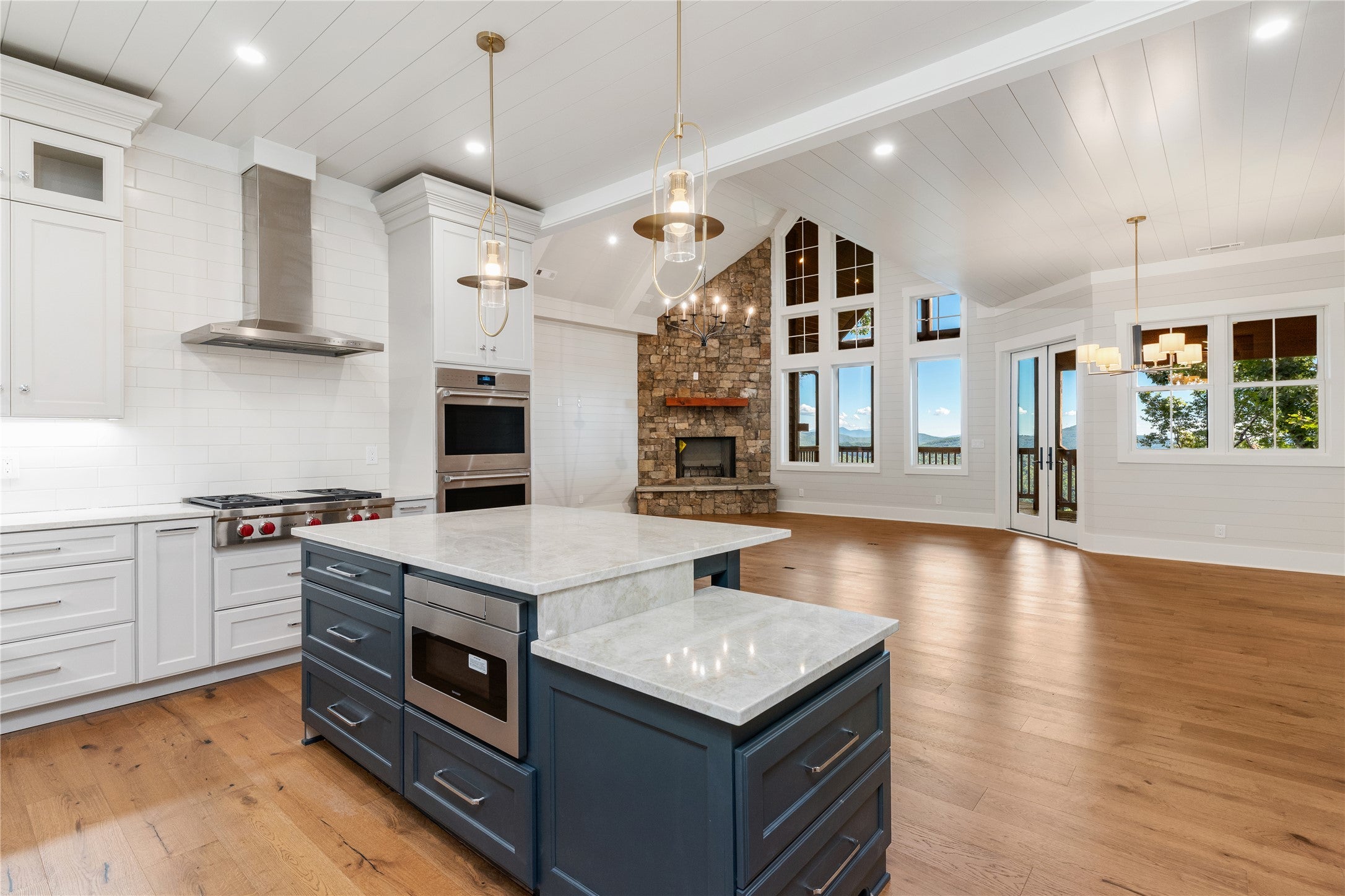 523 Broadview Drive