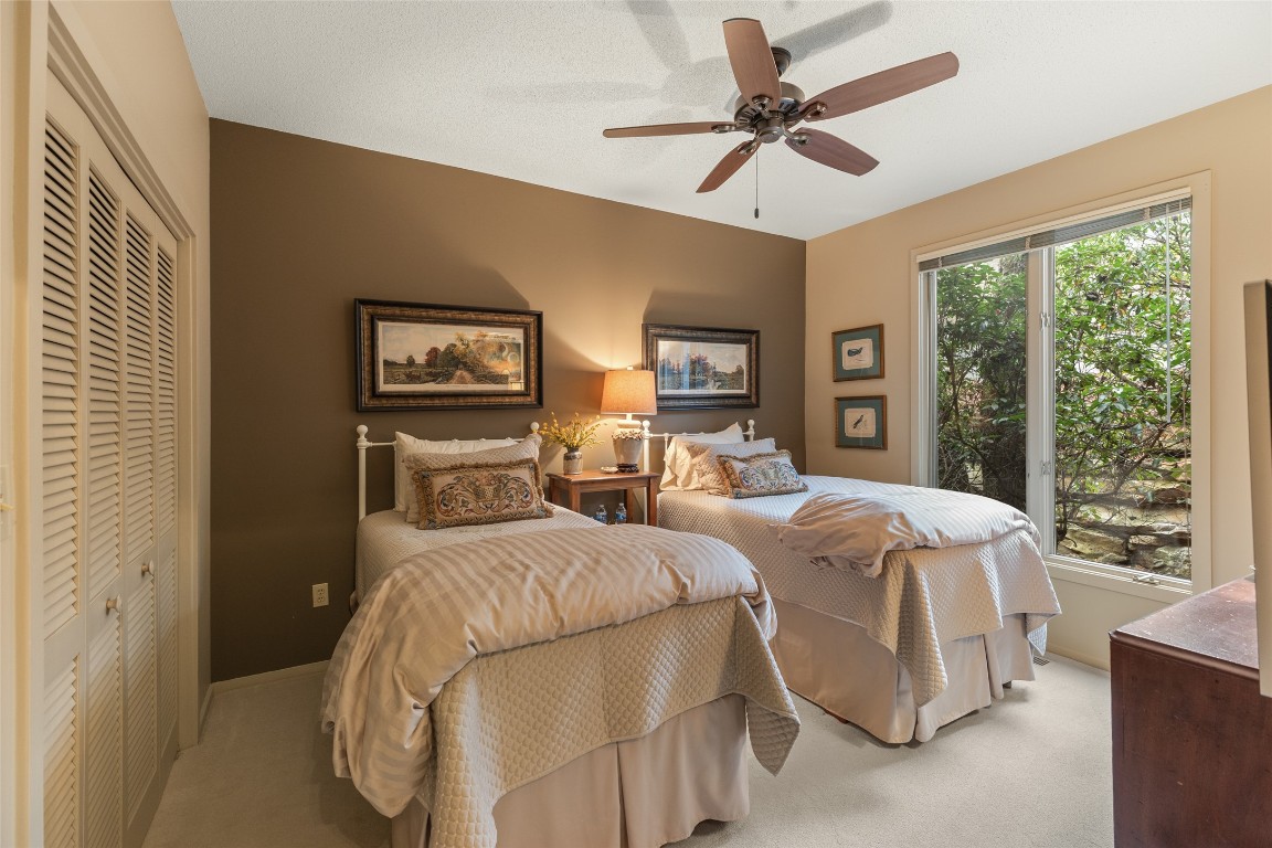 Highlands, North Carolina 28741, United States, 2 Bedrooms Bedrooms, ,2 BathroomsBathrooms,Residential,Pending,247723