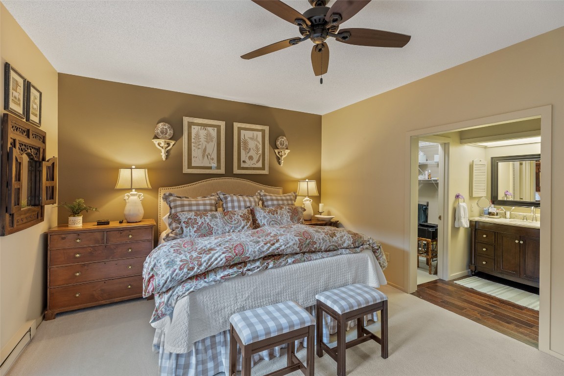 Highlands, North Carolina 28741, United States, 2 Bedrooms Bedrooms, ,2 BathroomsBathrooms,Residential,Pending,247723