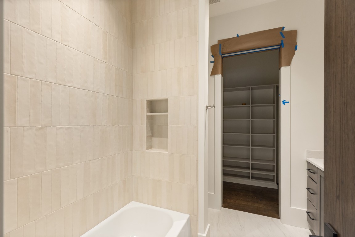 Cashiers, North Carolina 28717, United States, 4 Bedrooms Bedrooms, ,5 BathroomsBathrooms,Residential,Active,36537