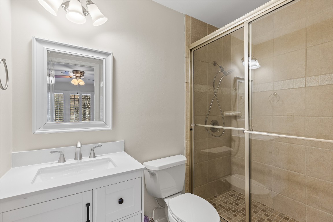 Highlands, North Carolina 28741, United States, 3 Bedrooms Bedrooms, ,3 BathroomsBathrooms,Residential,Pending,11353