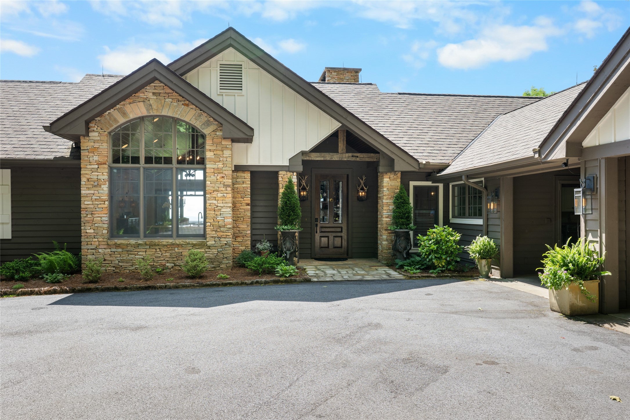 100 Meadow Ridge Drive