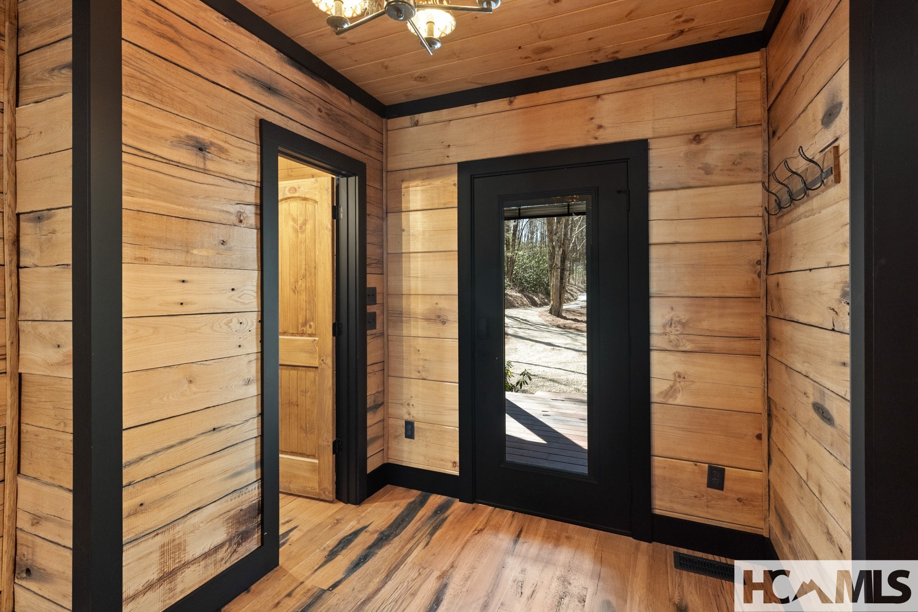 102 Bartram Cove Lane