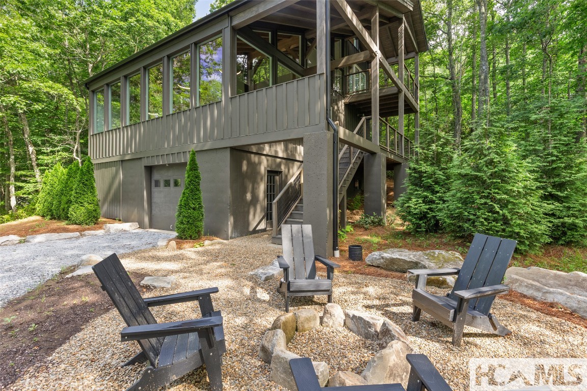 Scaly Mountain, North Carolina 28775, United States, 2 Bedrooms Bedrooms, ,2 BathroomsBathrooms,Residential,Active,250381