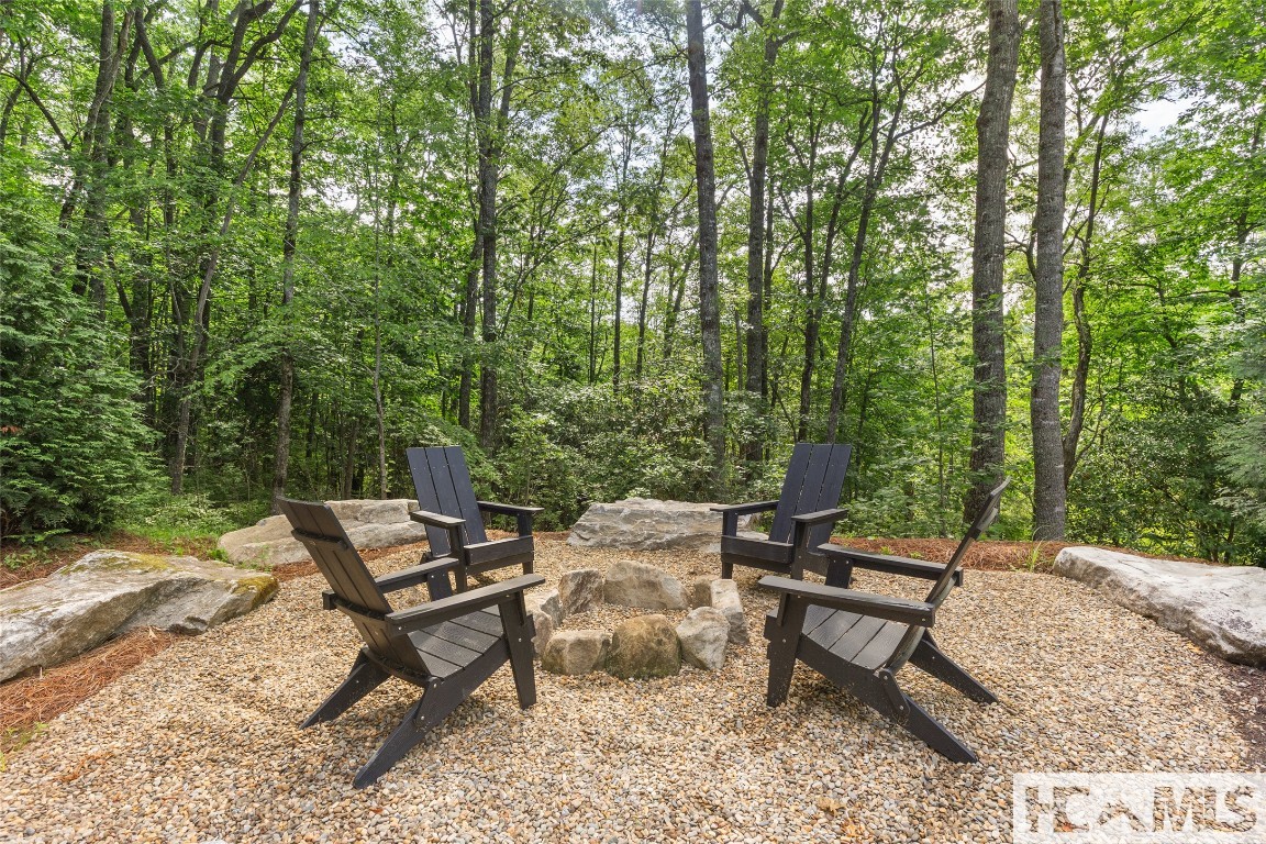 Scaly Mountain, North Carolina 28775, United States, 2 Bedrooms Bedrooms, ,2 BathroomsBathrooms,Residential,Active,250381