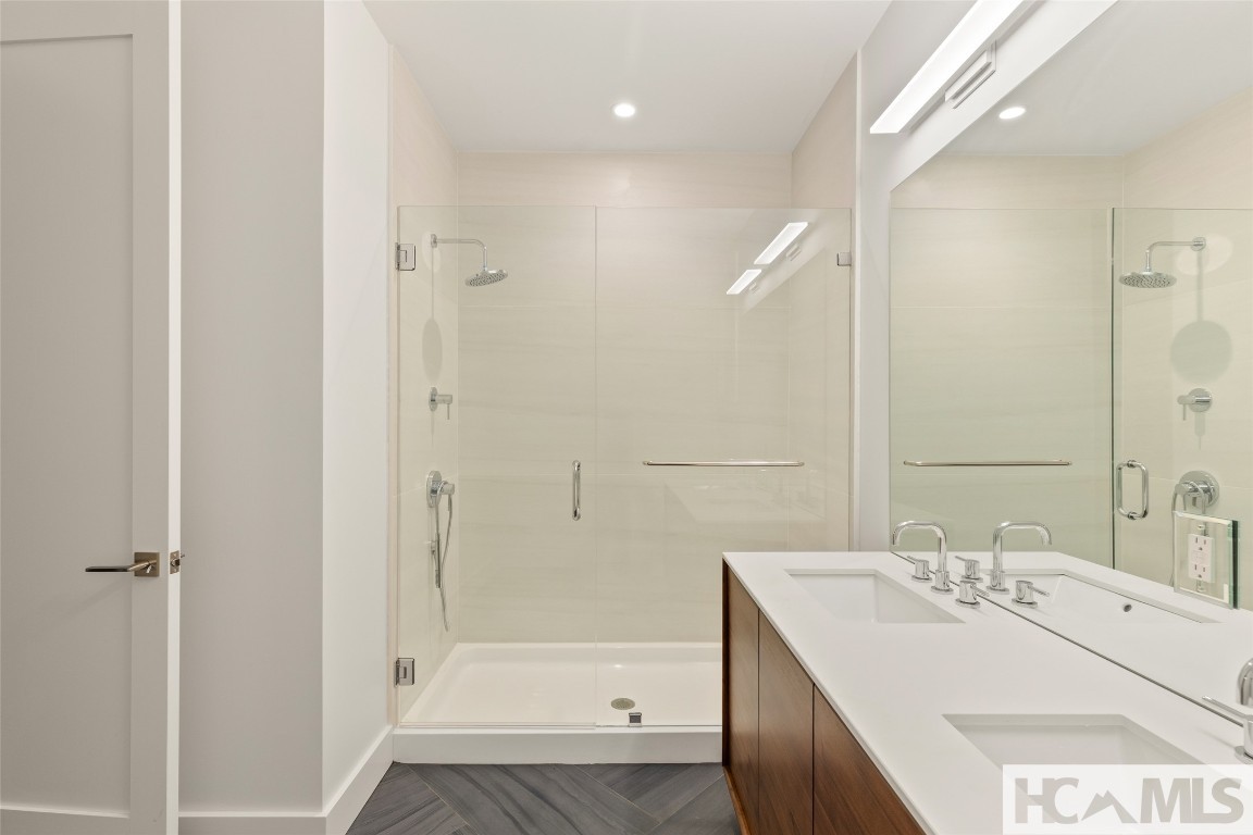 Scaly Mountain, North Carolina 28775, United States, 2 Bedrooms Bedrooms, ,2 BathroomsBathrooms,Residential,Active,250381