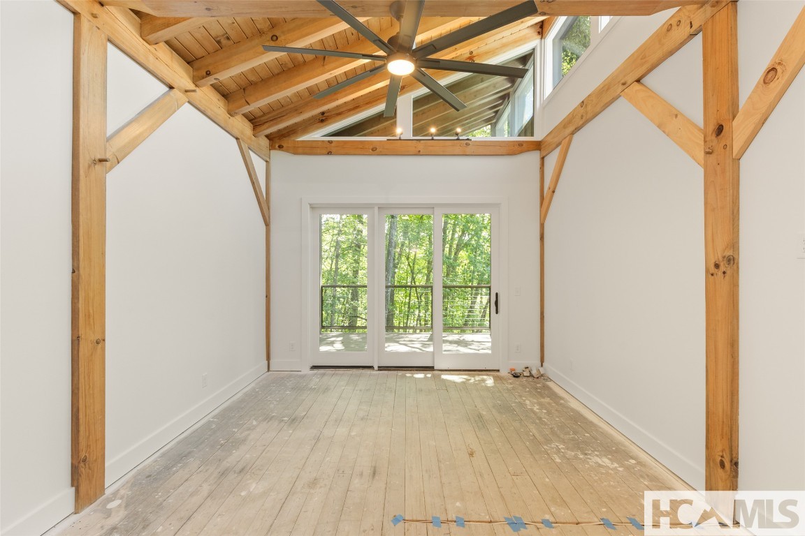 Scaly Mountain, North Carolina 28775, United States, 2 Bedrooms Bedrooms, ,2 BathroomsBathrooms,Residential,Active,250381