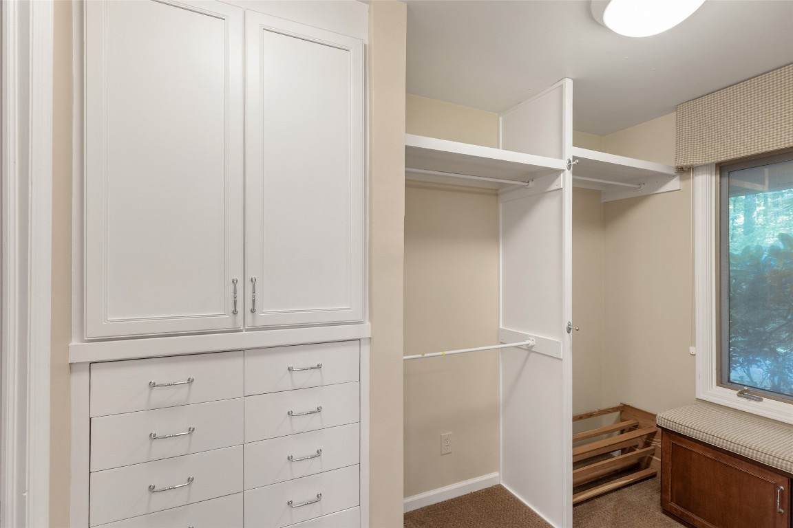 Highlands, North Carolina 28741, United States, 4 Bedrooms Bedrooms, ,3 BathroomsBathrooms,Residential,Active,216666