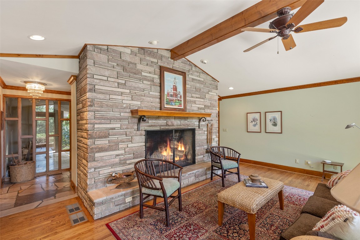 Highlands, North Carolina 28741, United States, 4 Bedrooms Bedrooms, ,3 BathroomsBathrooms,Residential,Active,216666