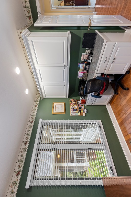 Highlands, North Carolina 28741, United States, 3 Bedrooms Bedrooms, ,3 BathroomsBathrooms,Residential,Pending,200037