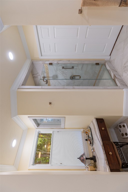 Highlands, North Carolina 28741, United States, 3 Bedrooms Bedrooms, ,3 BathroomsBathrooms,Residential,Pending,200037