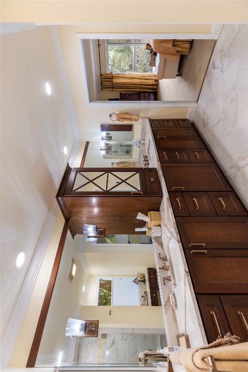 Highlands, North Carolina 28741, United States, 3 Bedrooms Bedrooms, ,3 BathroomsBathrooms,Residential,Pending,200037