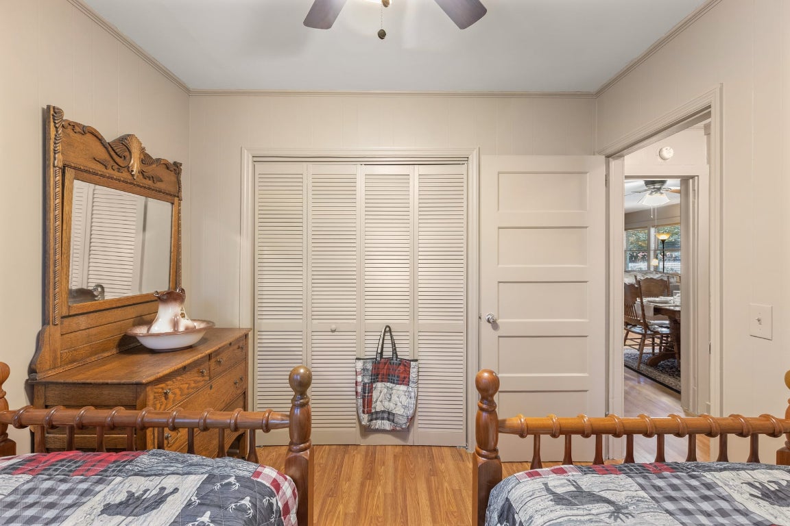 Highlands, North Carolina 28741, United States, 3 Bedrooms Bedrooms, ,2 BathroomsBathrooms,Residential,Active,238773