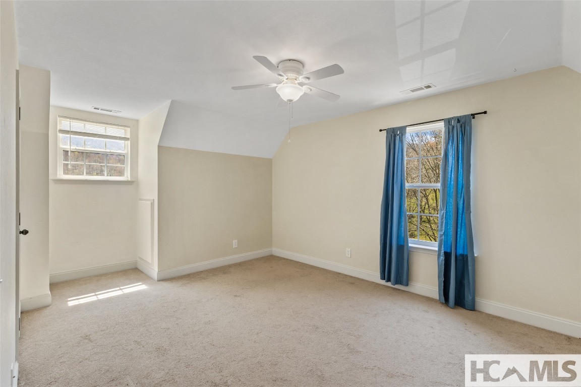 Cullowhee, North Carolina 28723, United States, 3 Bedrooms Bedrooms, ,3 BathroomsBathrooms,Residential,Active,189518