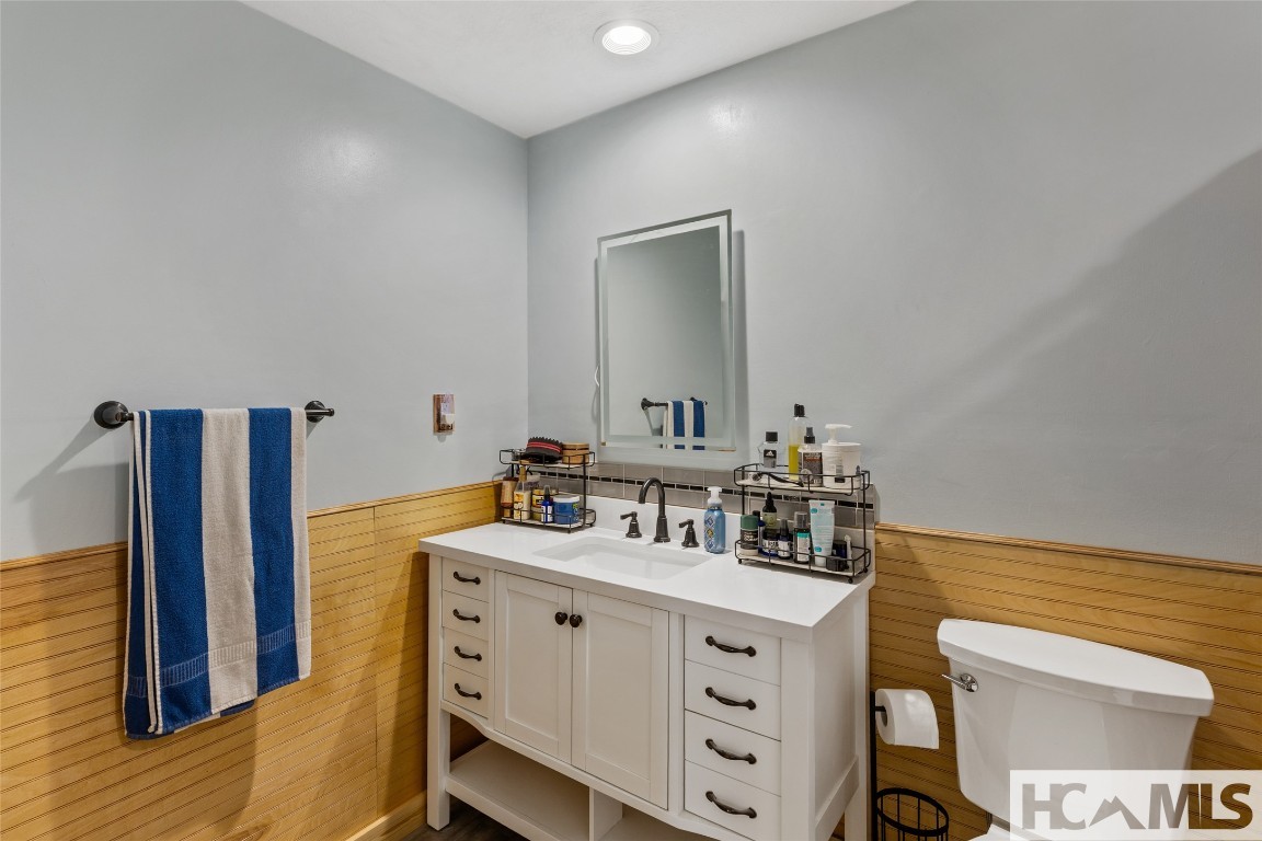 Cullowhee, North Carolina 28723, United States, 3 Bedrooms Bedrooms, ,3 BathroomsBathrooms,Residential,Active,189518