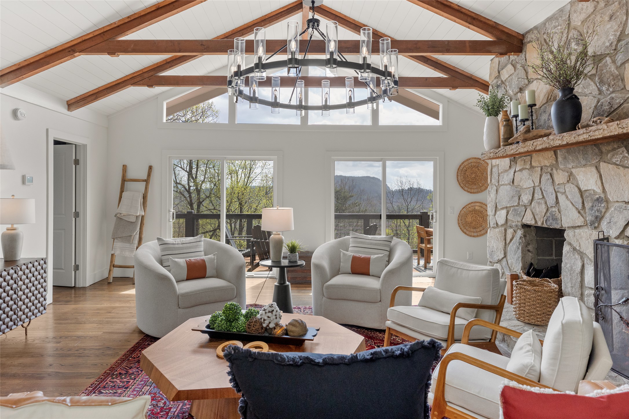 814 Dog Mountain Road