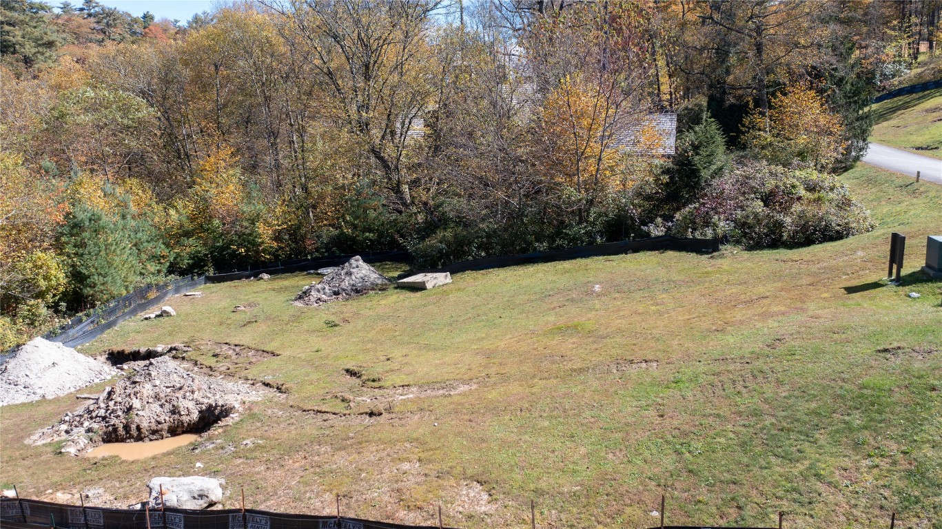 Highlands, North Carolina 28741, United States, 4 Bedrooms Bedrooms, ,5 BathroomsBathrooms,Residential,Active,223385