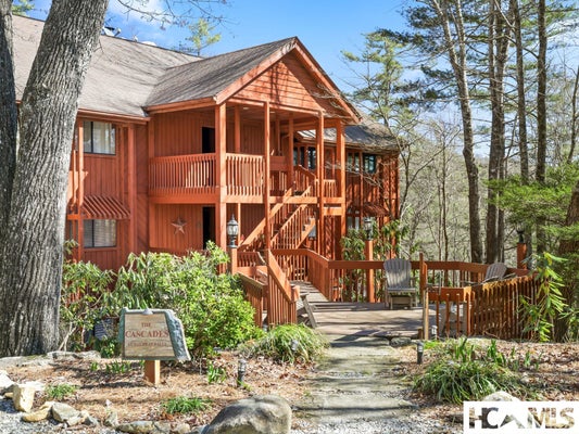 221 TOXAWAY FALLS DR # 1A, LAKE TOXAWAY, NC 28747 - Image 8ec2dfffd353293fe2bdc841aa363b77/1500763364
