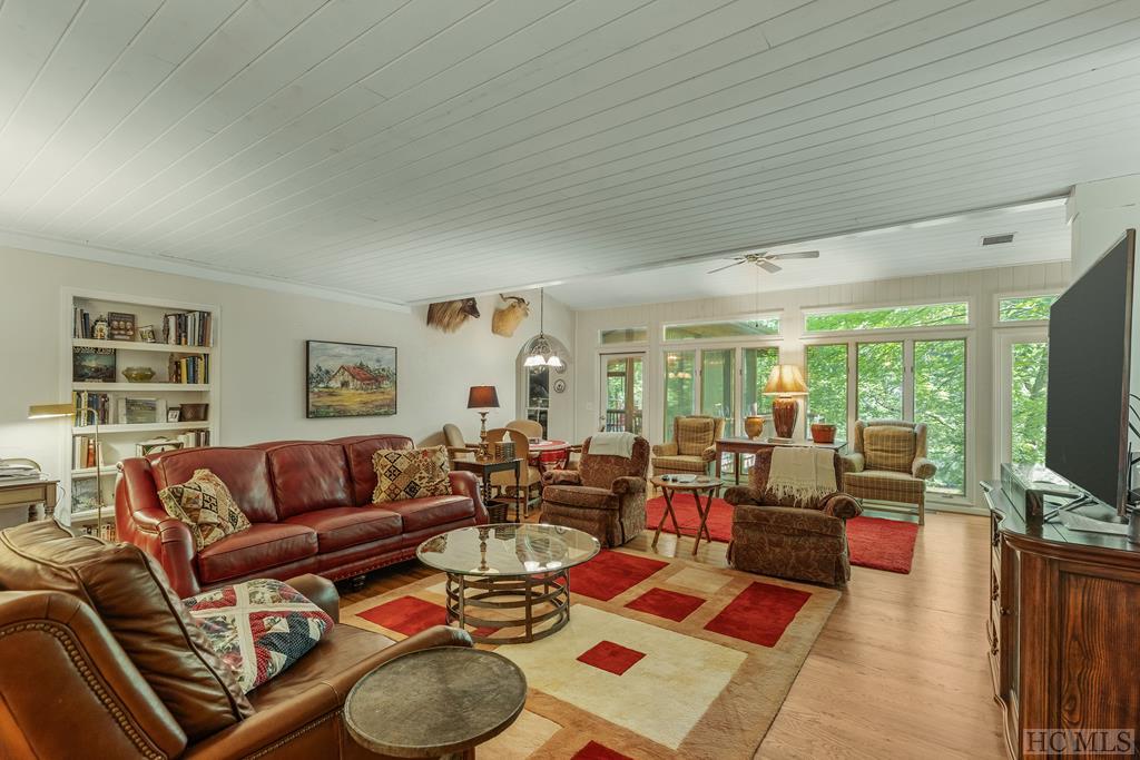 47 Sequoyah Ridge Road