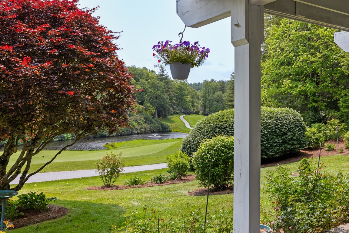 Highlands, North Carolina 28741, United States, 3 Bedrooms Bedrooms, ,4 BathroomsBathrooms,Residential,Active,143976