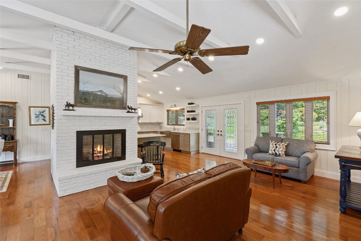 Highlands, North Carolina 28741, United States, 3 Bedrooms Bedrooms, ,4 BathroomsBathrooms,Residential,Active,143976