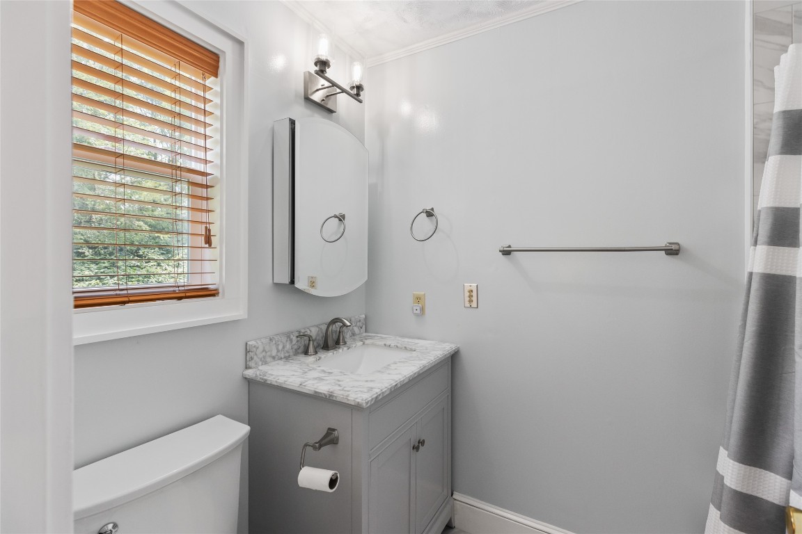 Highlands, North Carolina 28741, United States, 3 Bedrooms Bedrooms, ,4 BathroomsBathrooms,Residential,Active,143976